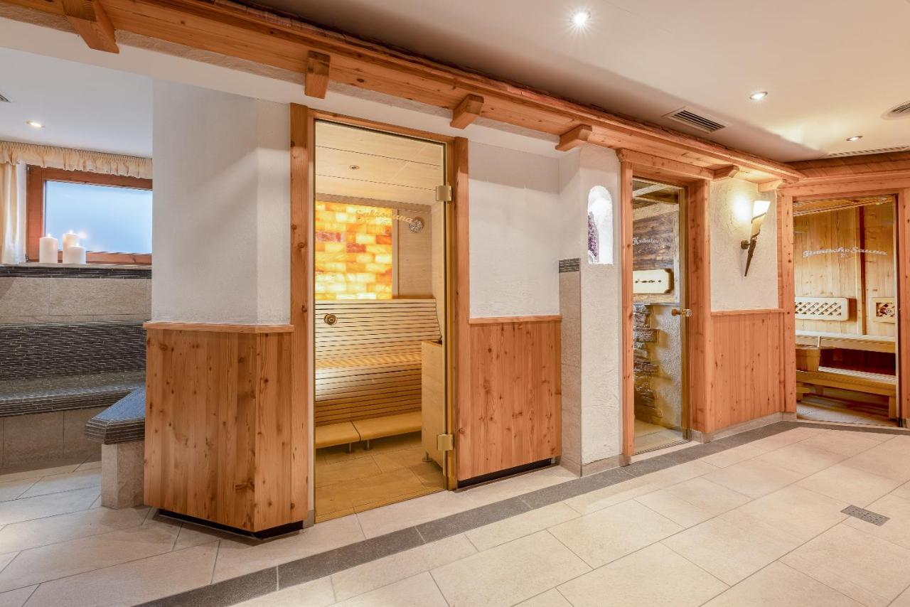 Hotel Augarten Neustift im Stubaital Exterior photo