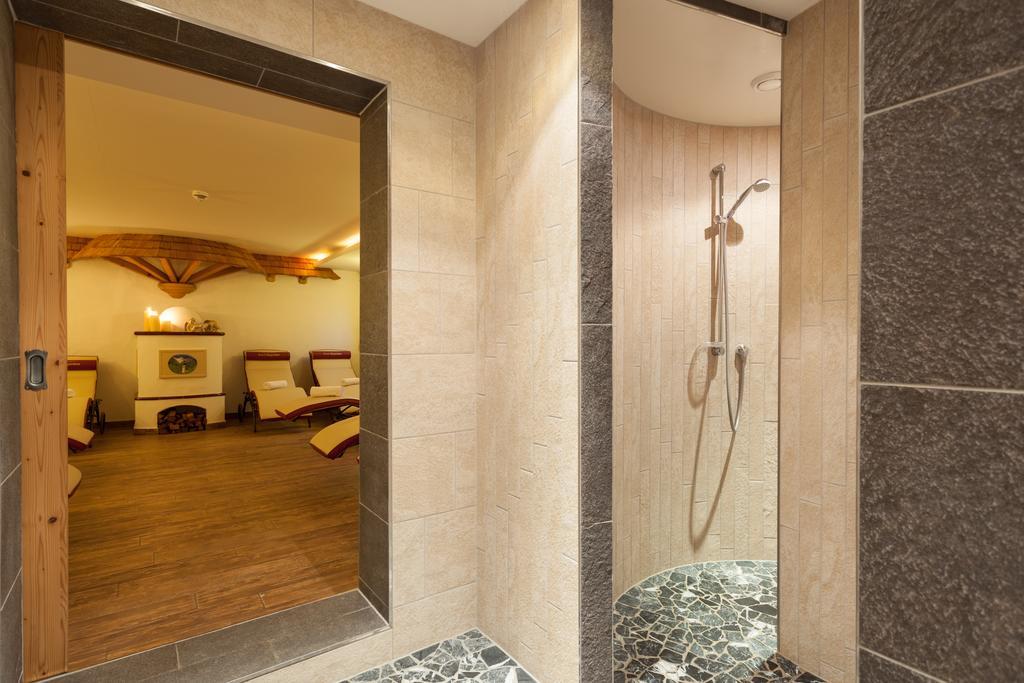 Hotel Augarten Neustift im Stubaital Exterior photo