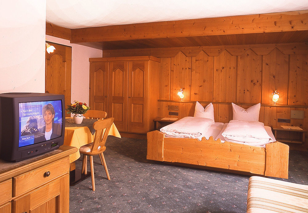 Hotel Augarten Neustift im Stubaital Exterior photo